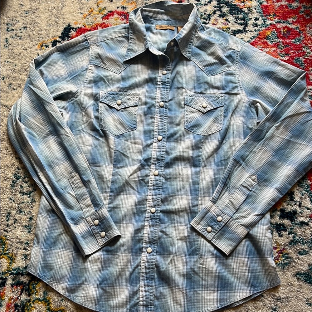 Wrangler Light Blue Plaid Button Down Shirt